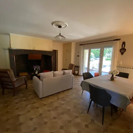 Le Des Ramiers Holiday home *