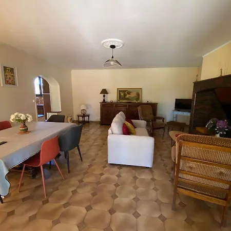 Le Des Ramiers Holiday home