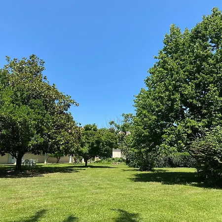 Le Des Ramiers Holiday home